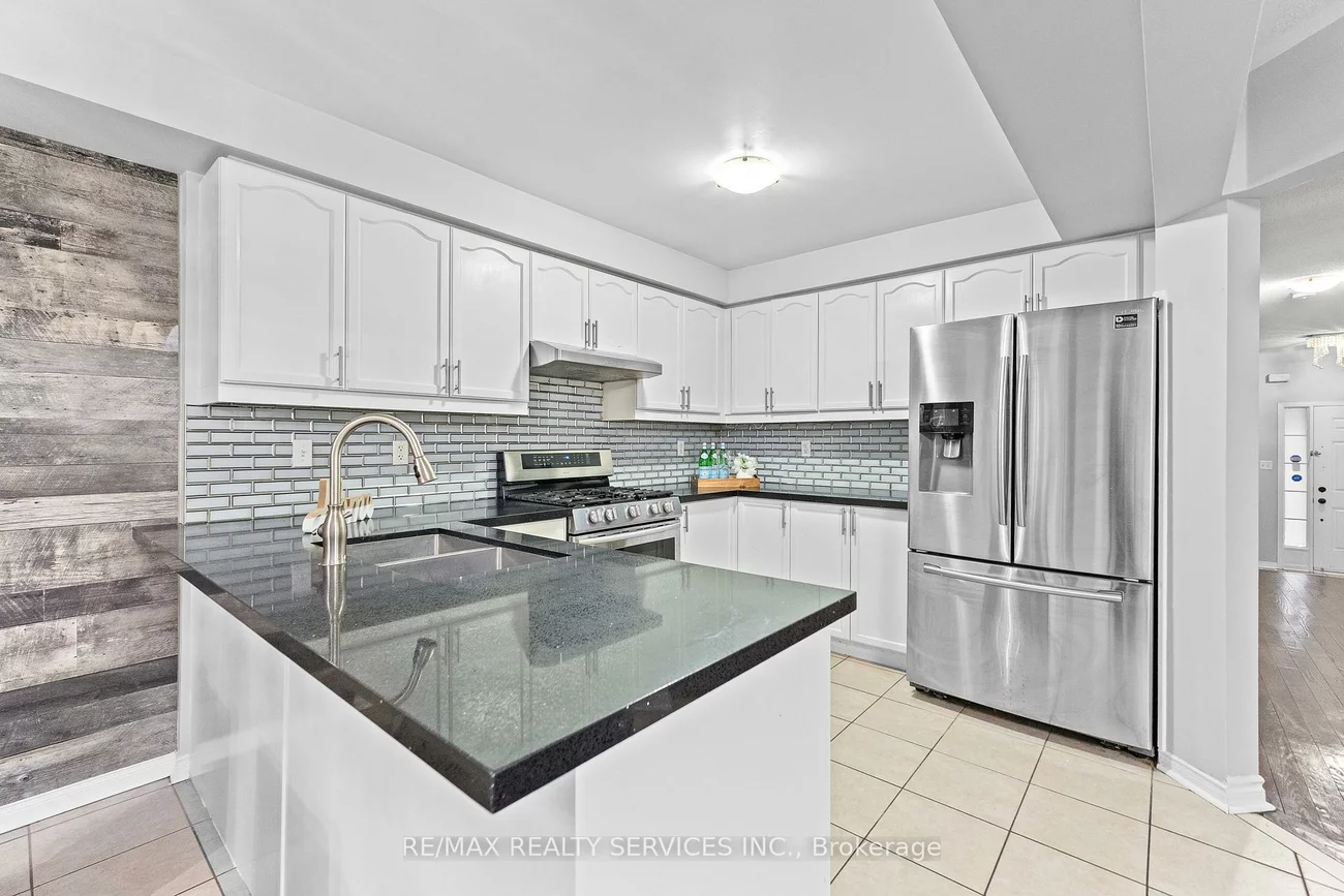 120, Bushmill, Fletcher's Meadow, Brampton