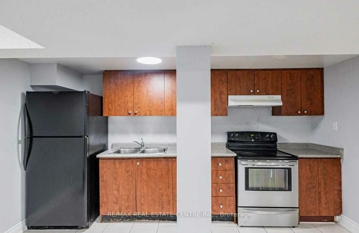 2, Milner, Brampton East, Brampton