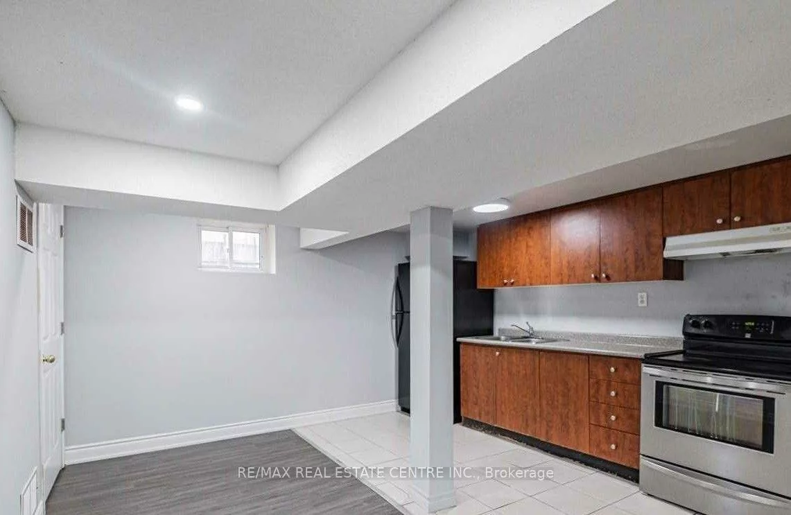 2, Milner, Brampton East, Brampton