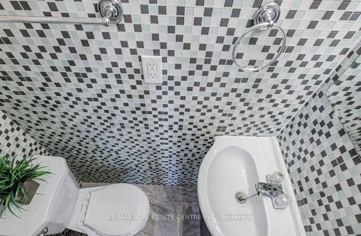 2, Milner, Brampton East, Brampton