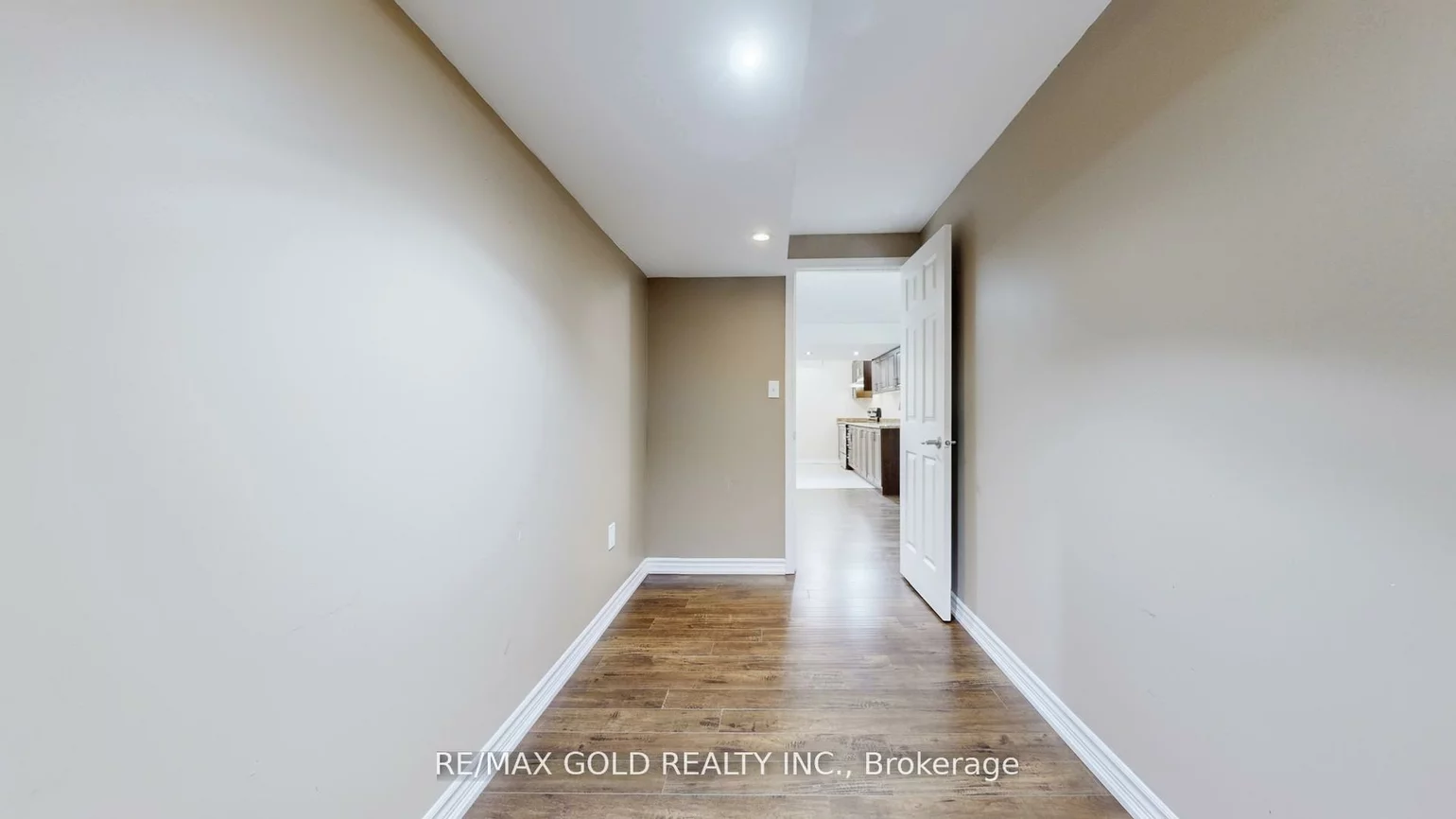 7, Chudleigh, Credit Valley, Brampton