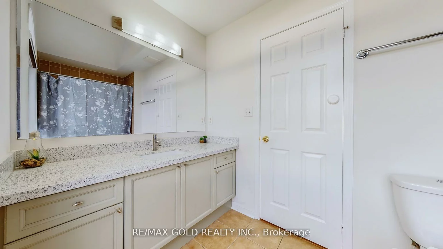 7, Chudleigh, Credit Valley, Brampton