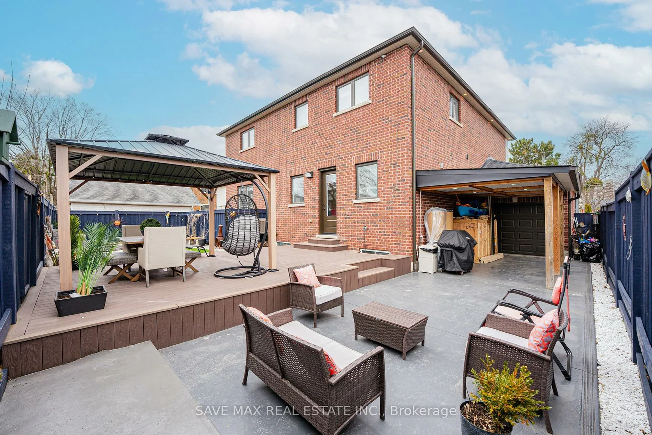 23, Hillcrest, Queen Street Corridor, Brampton