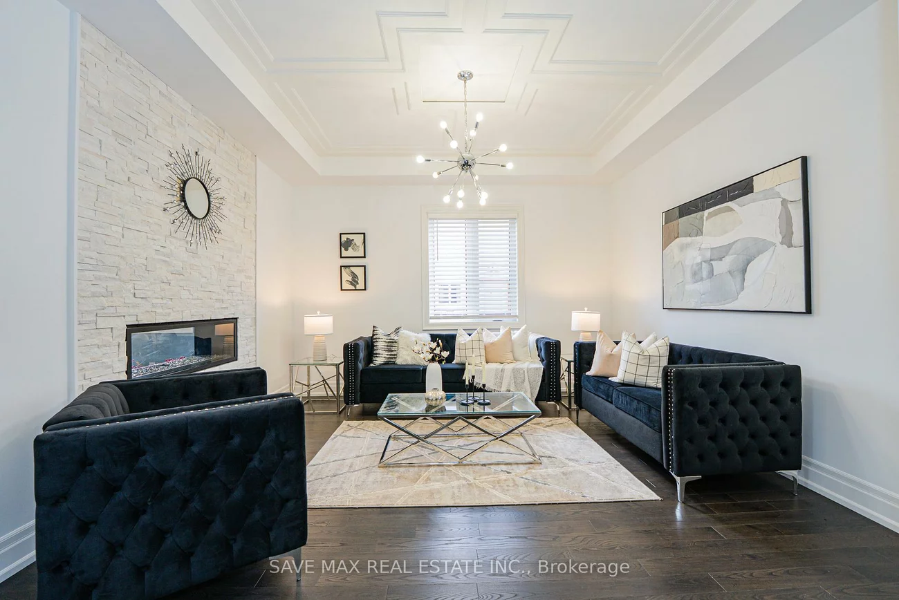 23, Hillcrest, Queen Street Corridor, Brampton