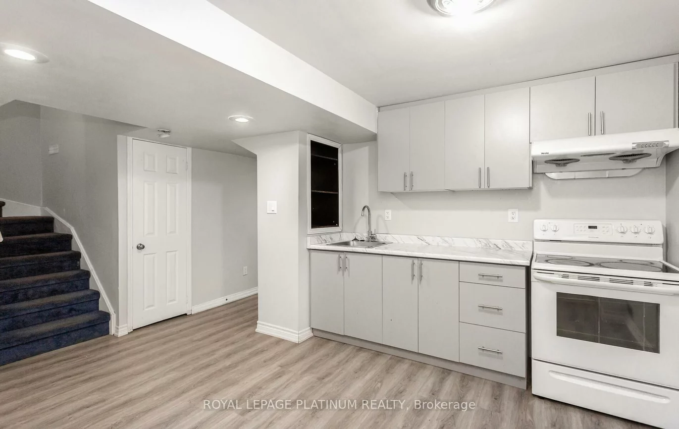 51, Ripley, Fletcher's West, Brampton