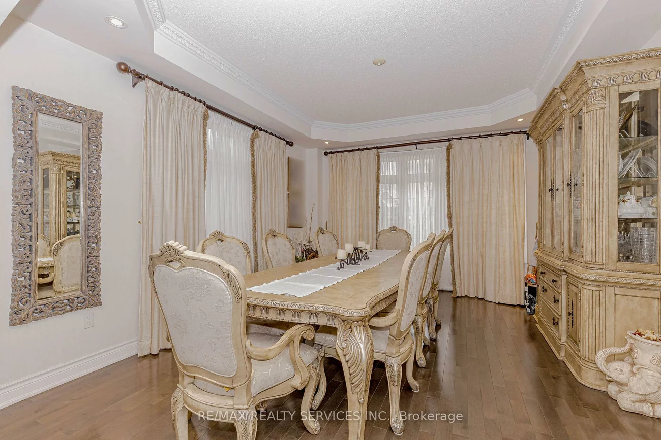 132, Bloomsbury, Vales of Castlemore, Brampton