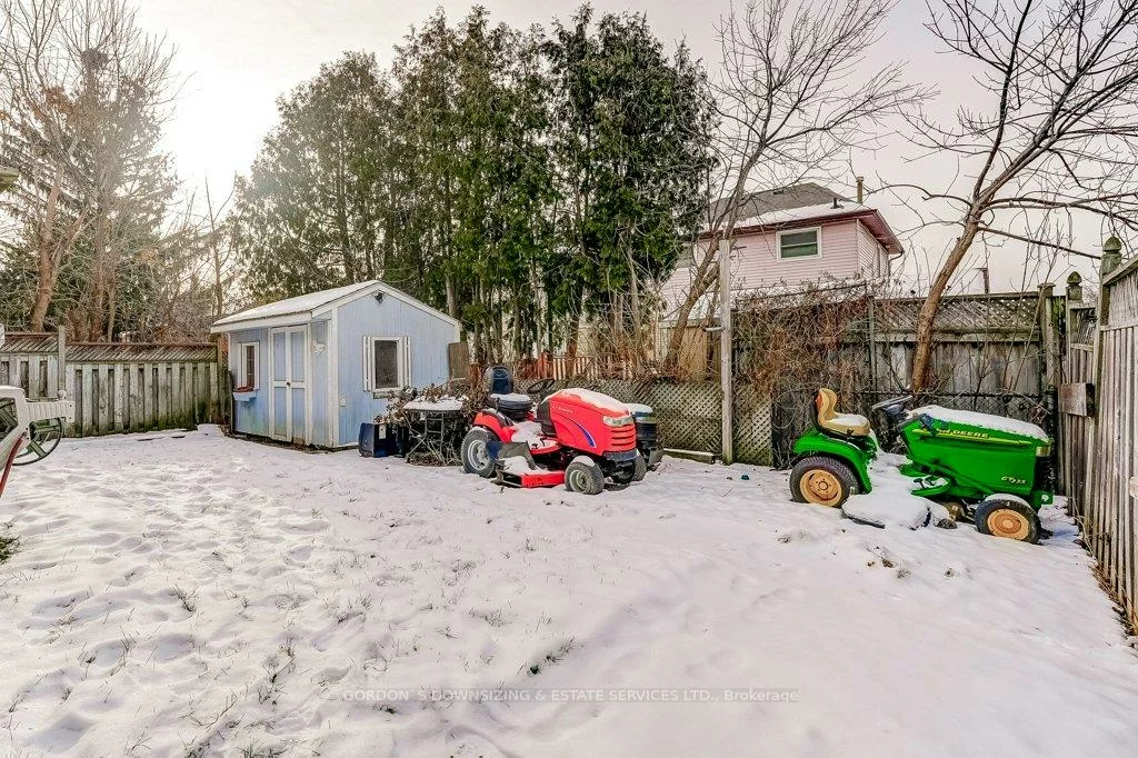 17, Roehampton, Brampton South, Brampton