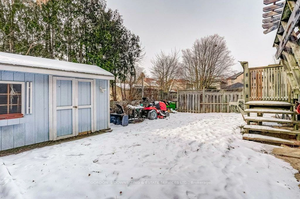 17, Roehampton, Brampton South, Brampton