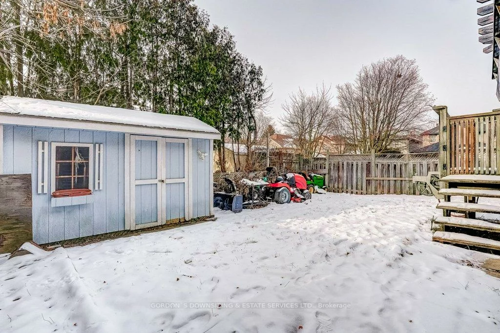 17, Roehampton, Brampton South, Brampton