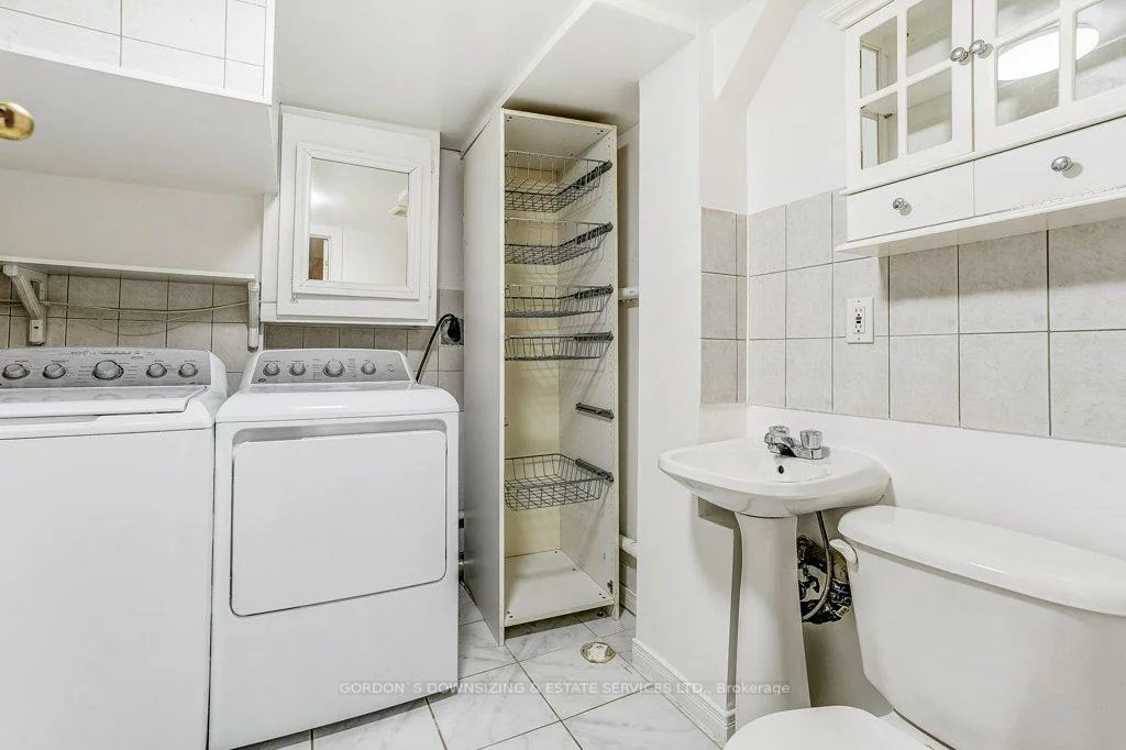 17, Roehampton, Brampton South, Brampton