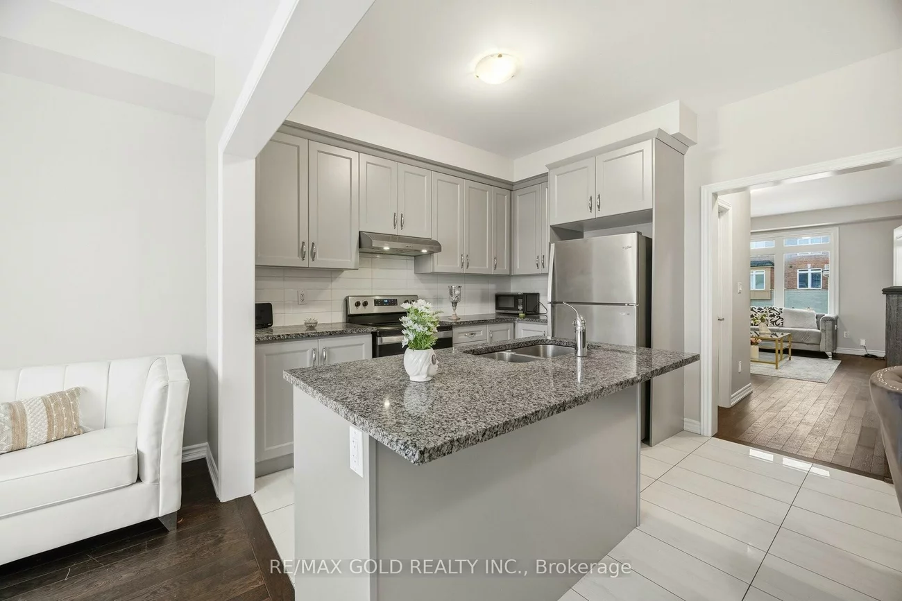 52, Savino, Heart Lake West, Brampton