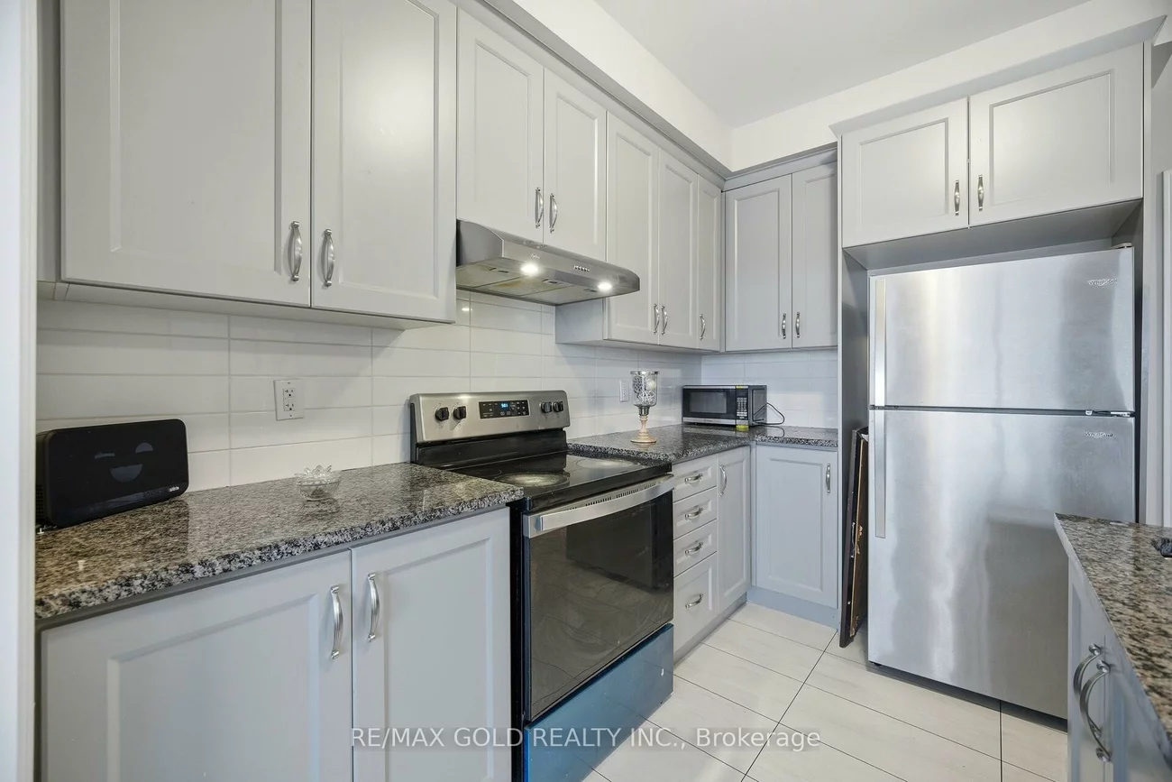 52, Savino, Heart Lake West, Brampton