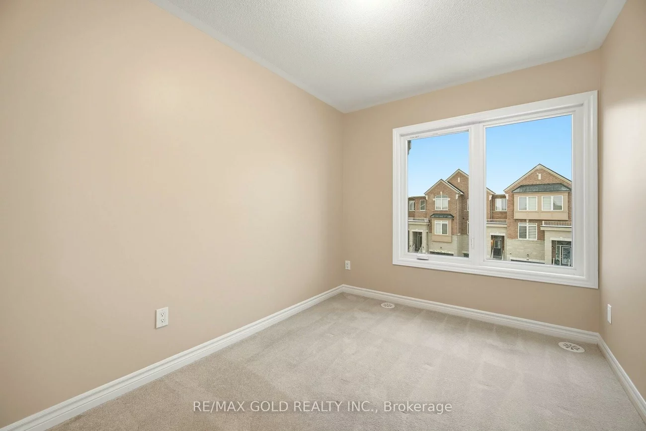 52, Savino, Heart Lake West, Brampton