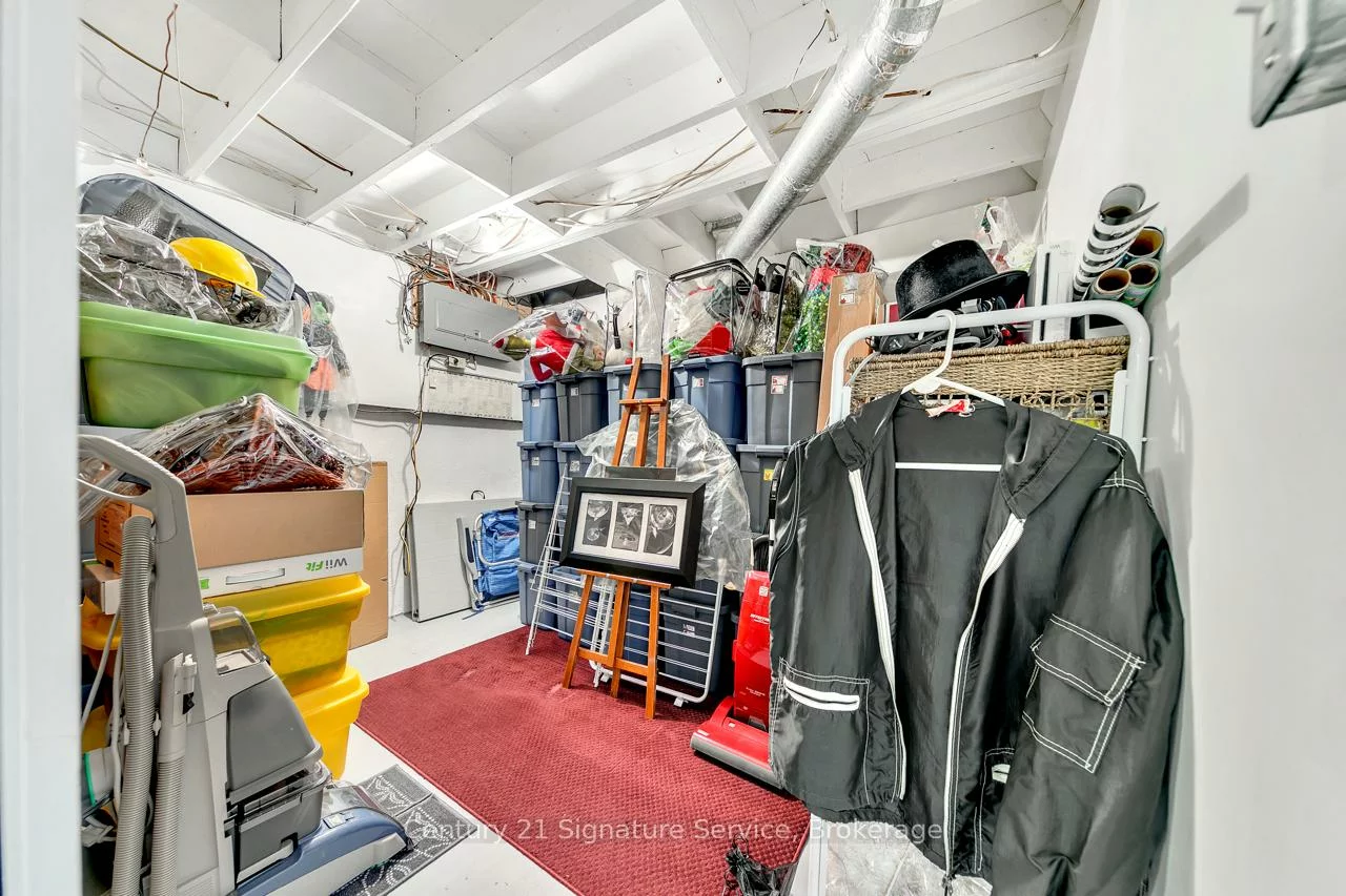 27, Northampton, Westgate, Brampton