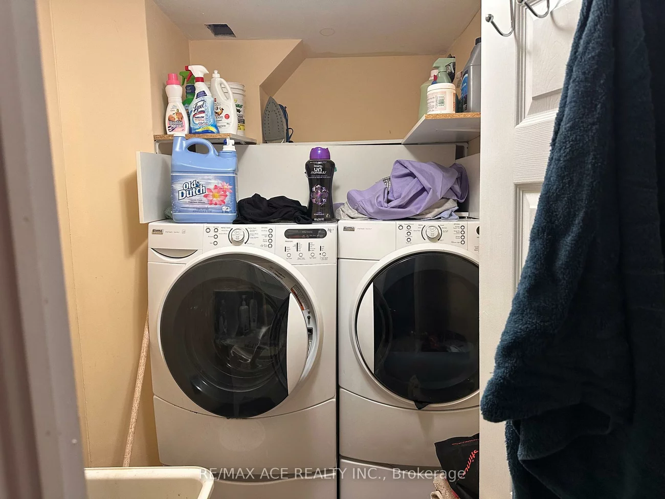 247, Royal Salisbury, Madoc, Brampton