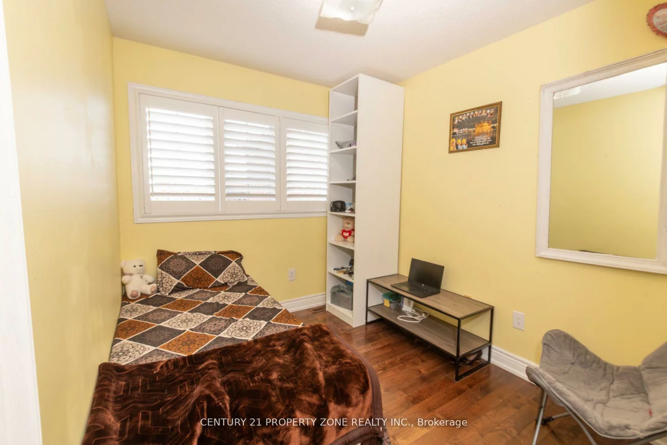 32, Summerdale, Fletcher's Meadow, Brampton