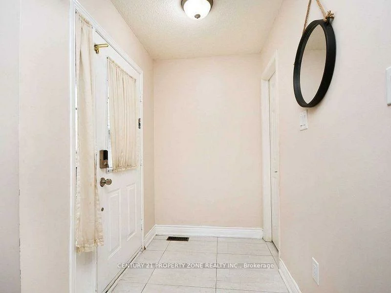 32, Summerdale, Fletcher's Meadow, Brampton