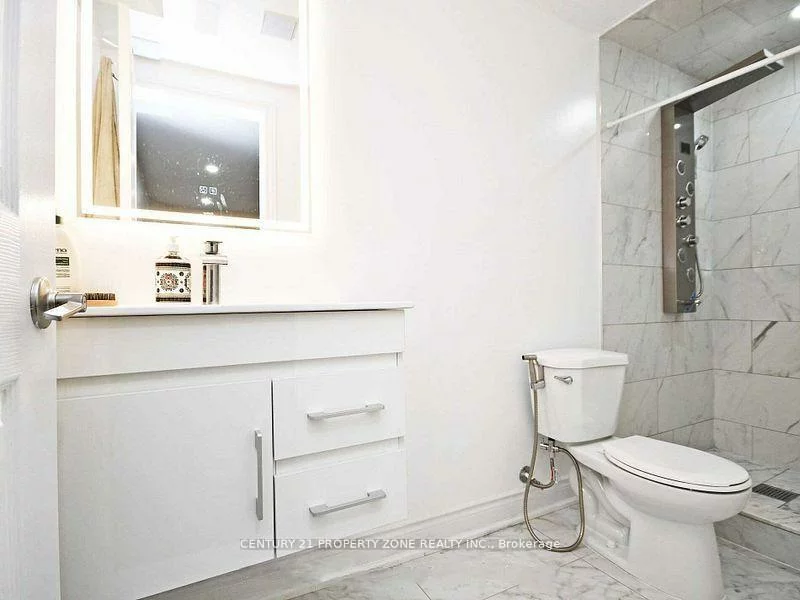 32, Summerdale, Fletcher's Meadow, Brampton