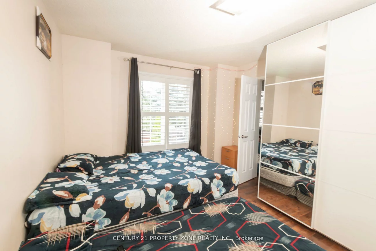 32, Summerdale, Fletcher's Meadow, Brampton