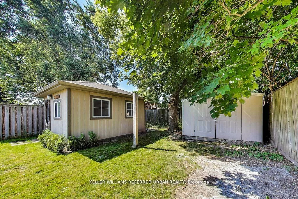 116, Fallingdale, Southgate, Brampton