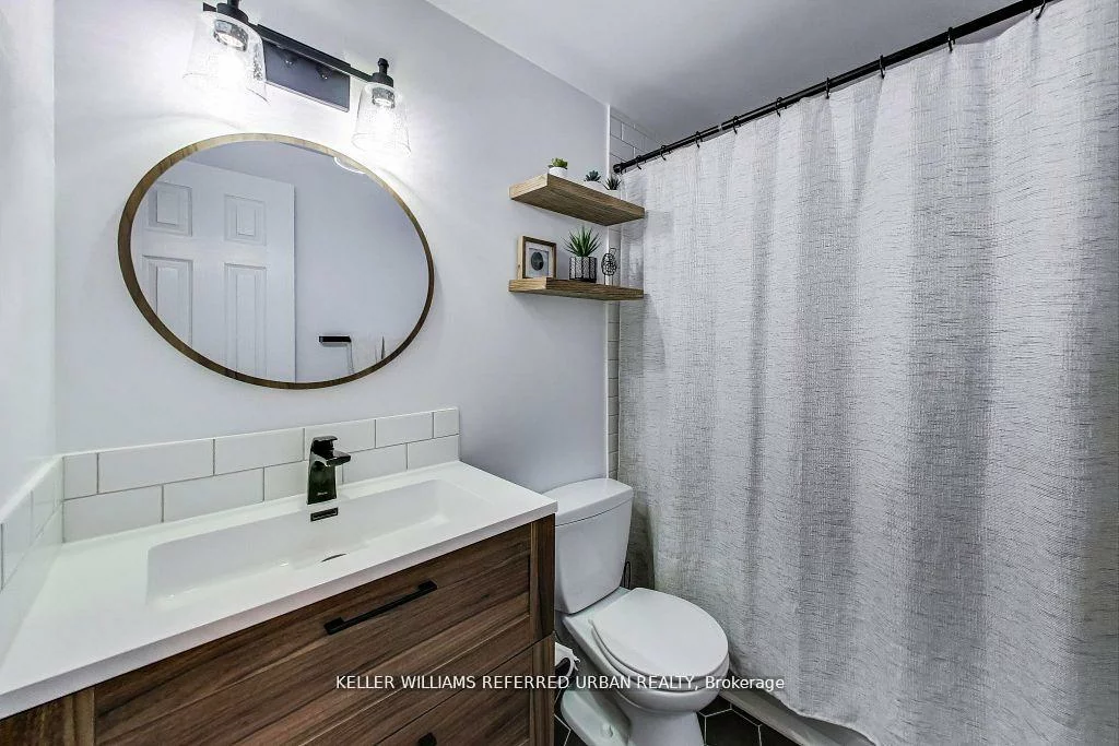 116, Fallingdale, Southgate, Brampton