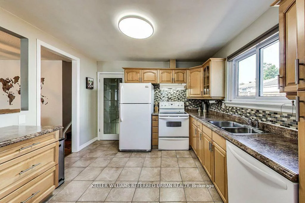 116, Fallingdale, Southgate, Brampton