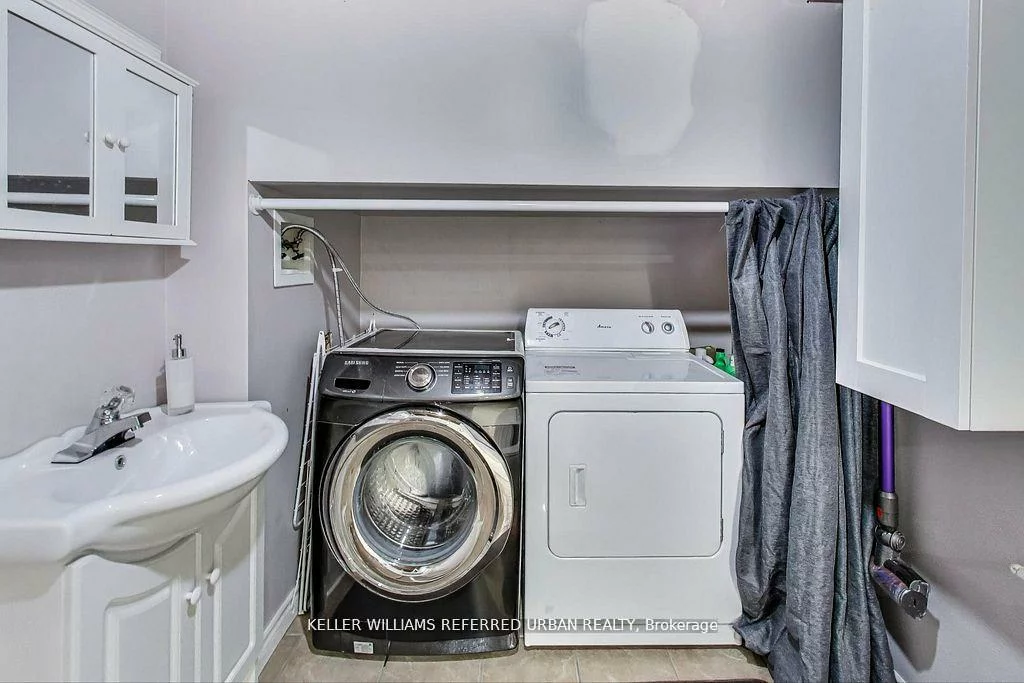 116, Fallingdale, Southgate, Brampton