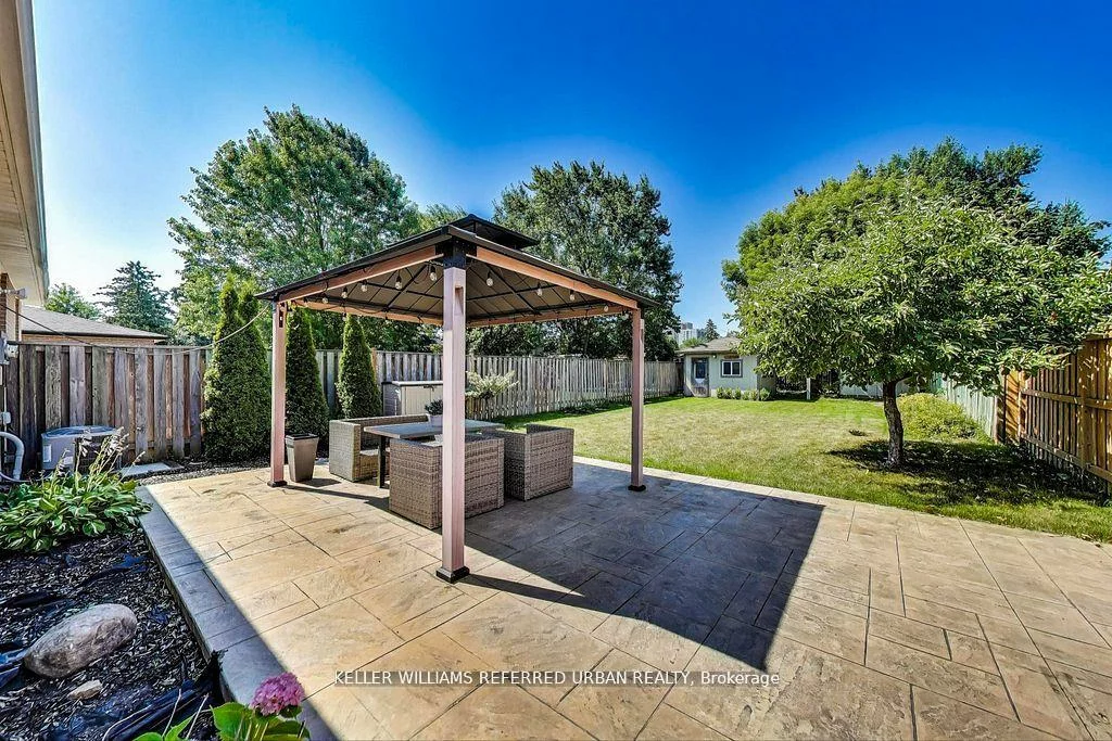 116, Fallingdale, Southgate, Brampton