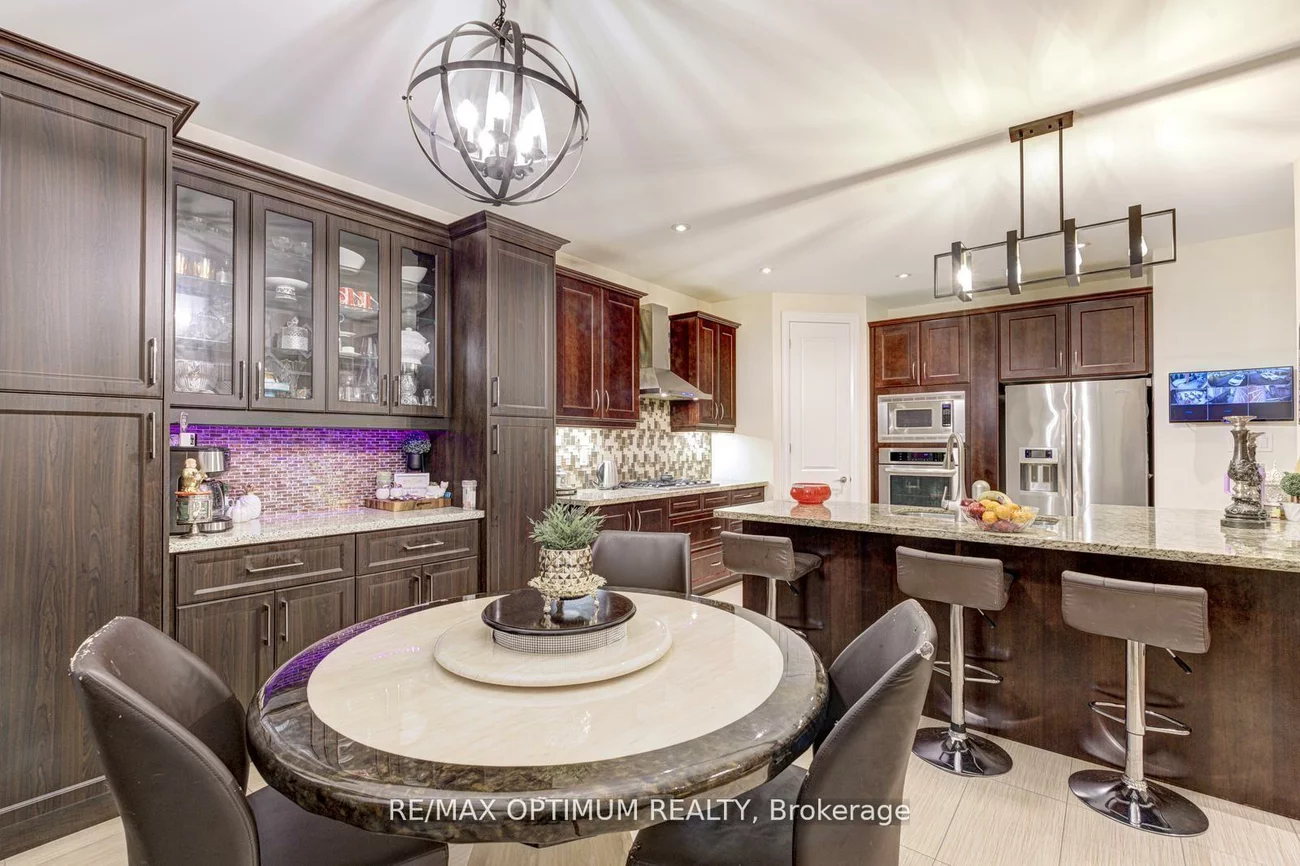 7, Legendary, Bram West, Brampton