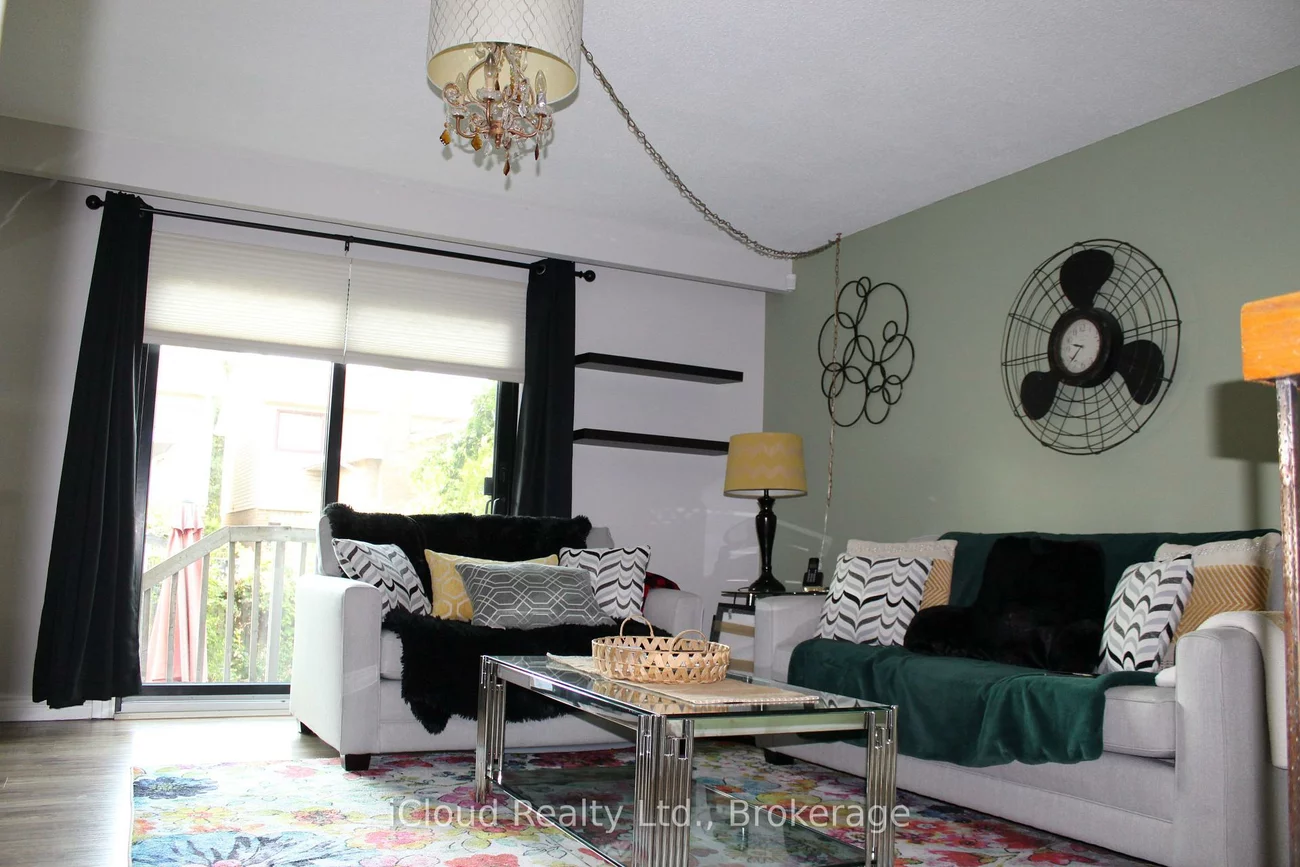 42, Lindridge, Westgate, Brampton