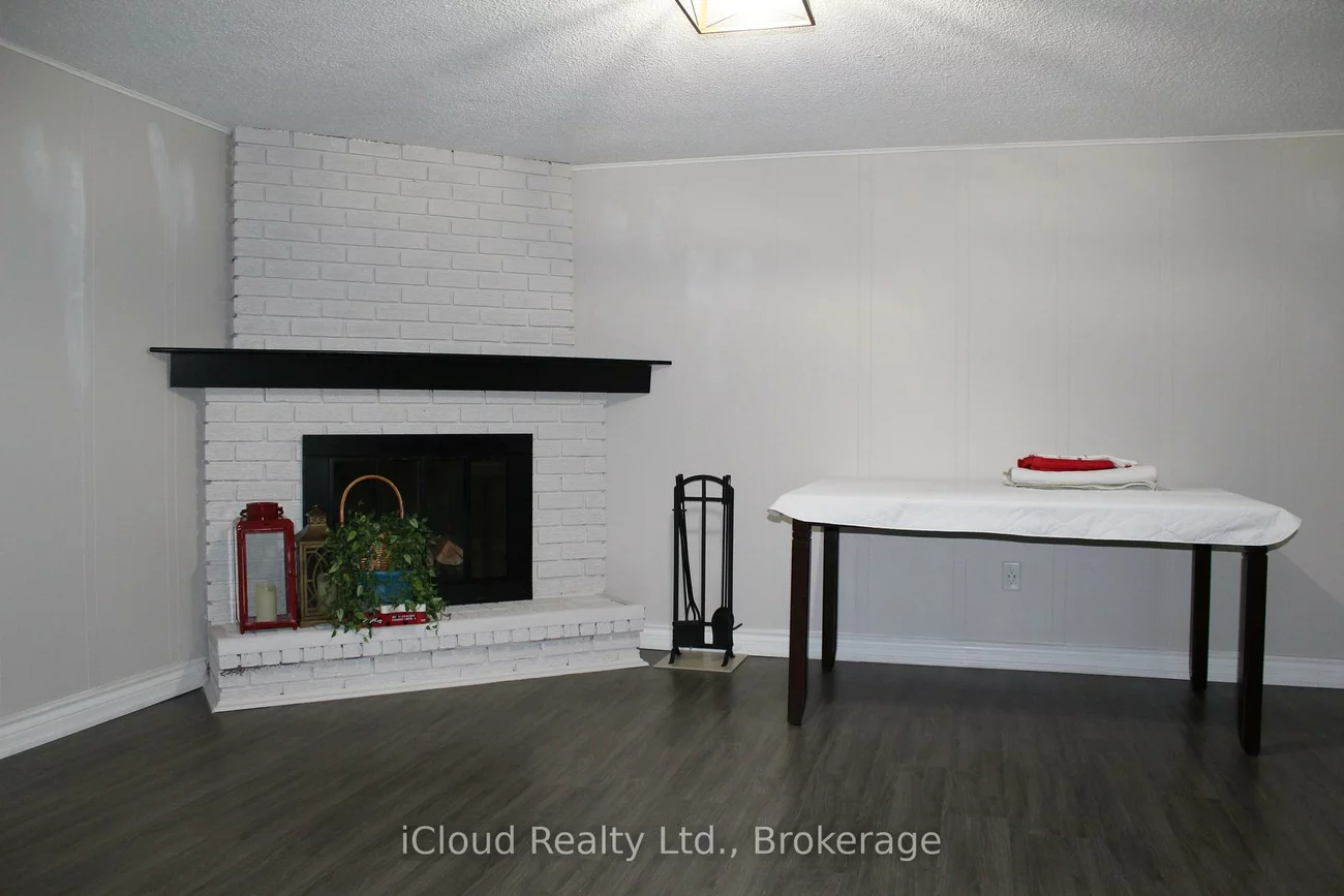 42, Lindridge, Westgate, Brampton