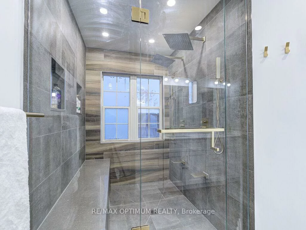 43, Rowland, Fletcher's Meadow, Brampton