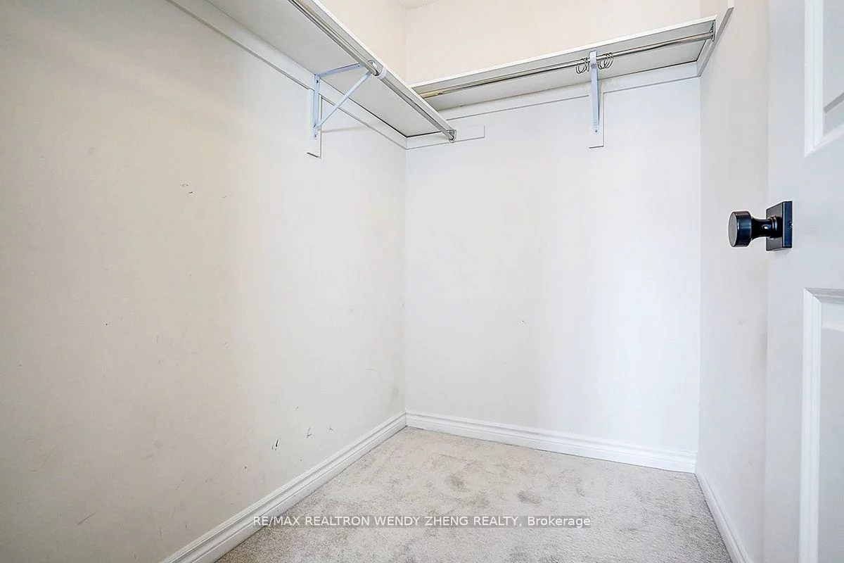 34, Vestry, Goreway Drive Corridor, Brampton