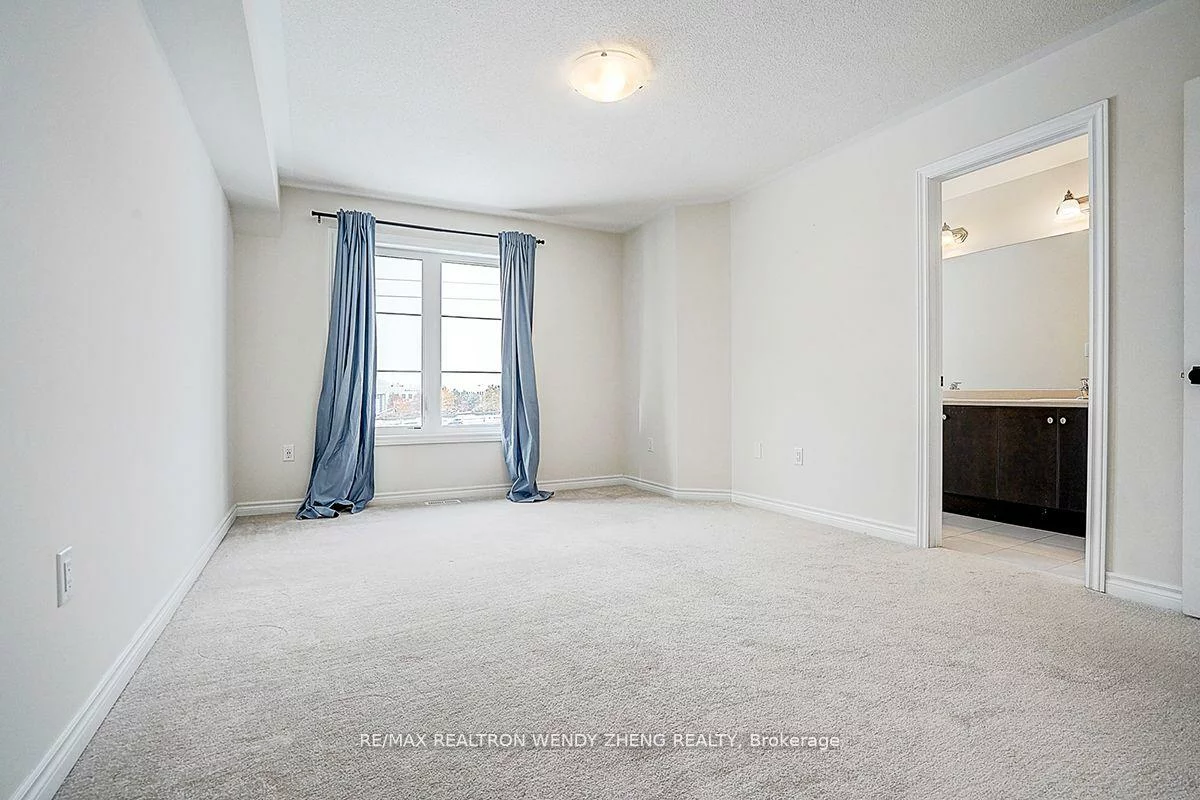 34, Vestry, Goreway Drive Corridor, Brampton