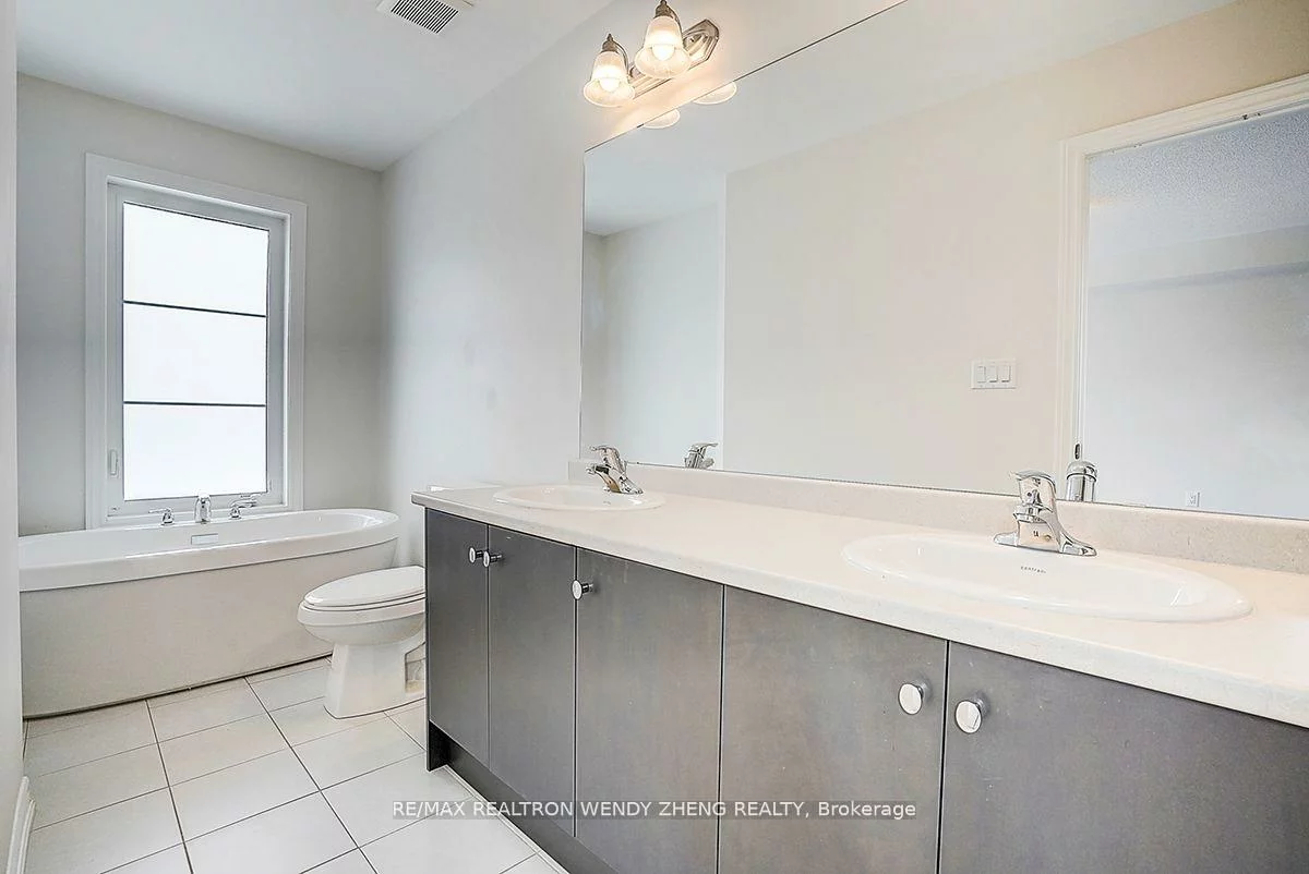 34, Vestry, Goreway Drive Corridor, Brampton