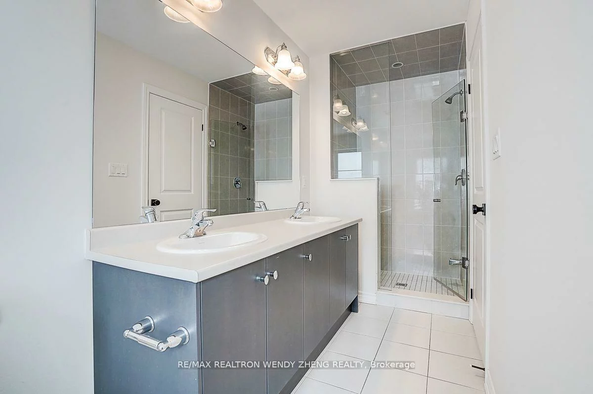 34, Vestry, Goreway Drive Corridor, Brampton