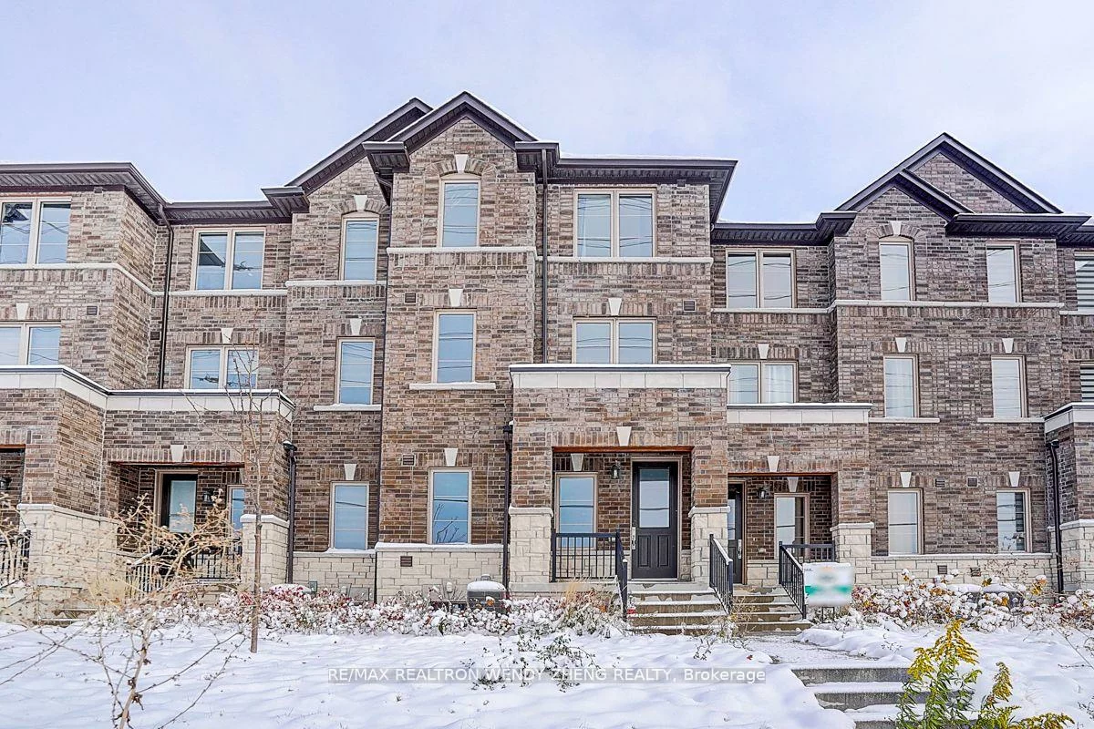 34, Vestry, Goreway Drive Corridor, Brampton