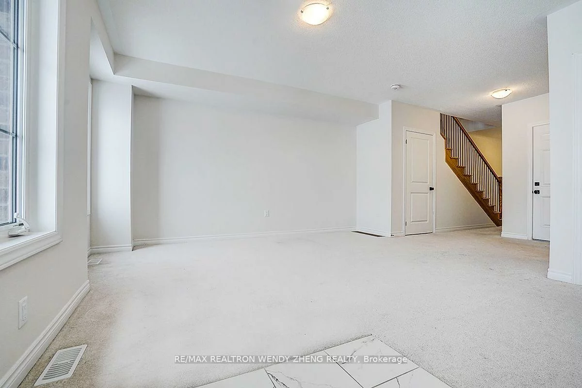 34, Vestry, Goreway Drive Corridor, Brampton