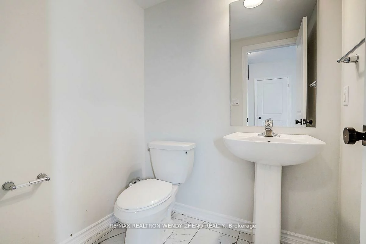 34, Vestry, Goreway Drive Corridor, Brampton