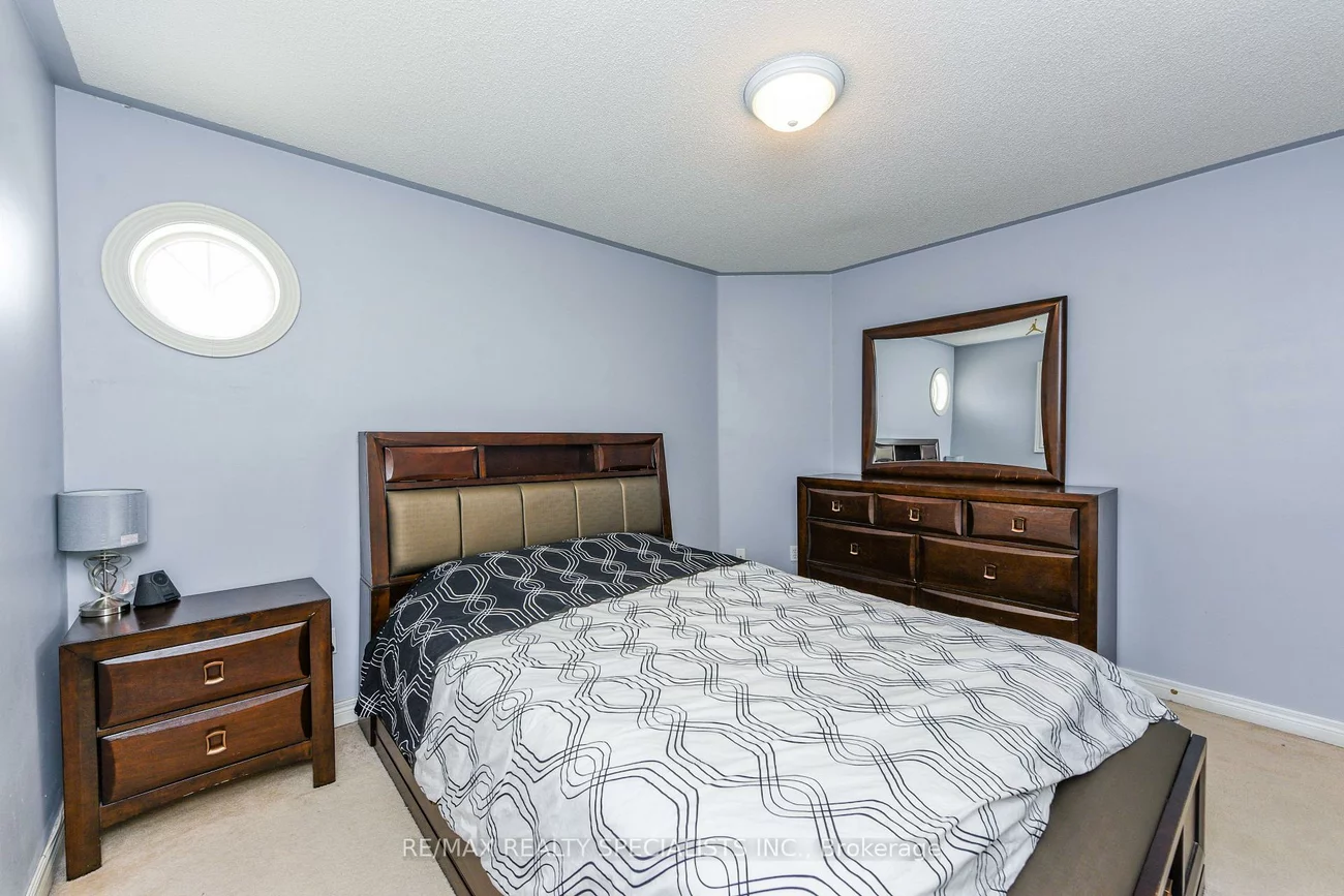 41, Madronna, Fletcher's Meadow, Brampton