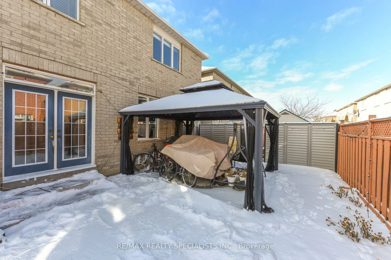 41, Madronna, Fletcher's Meadow, Brampton