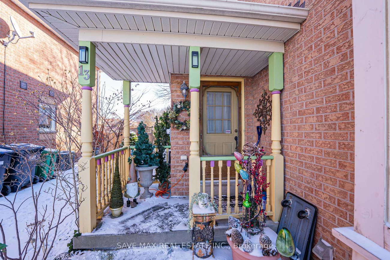 13, Pressed Brick, Brampton North, Brampton