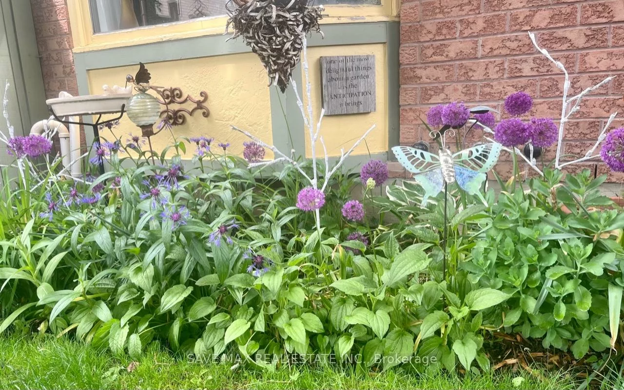 13, Pressed Brick, Brampton North, Brampton