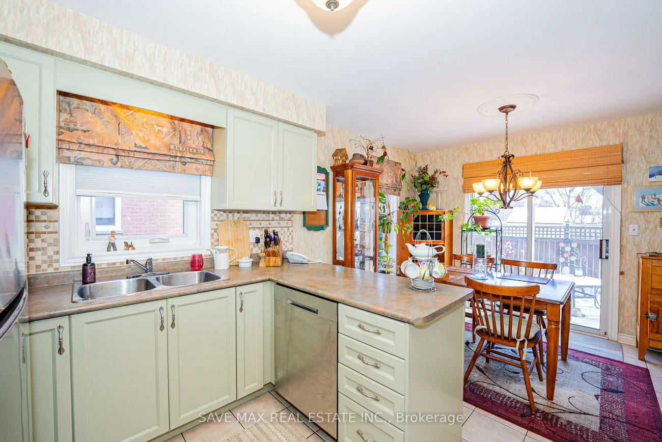 13, Pressed Brick, Brampton North, Brampton