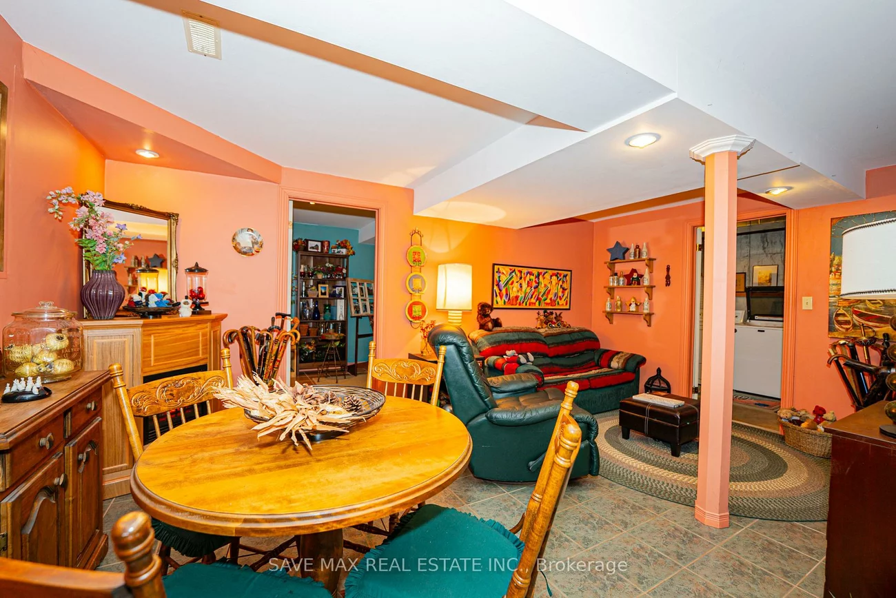 13, Pressed Brick, Brampton North, Brampton