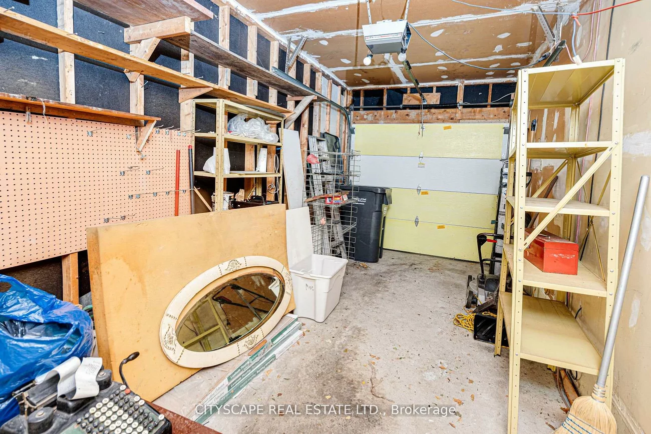 66, Vodden, Brampton West, Brampton