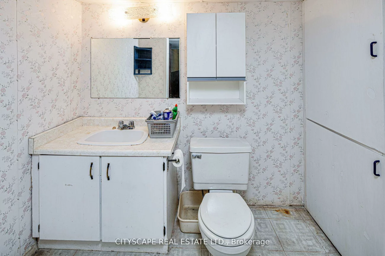 66, Vodden, Brampton West, Brampton