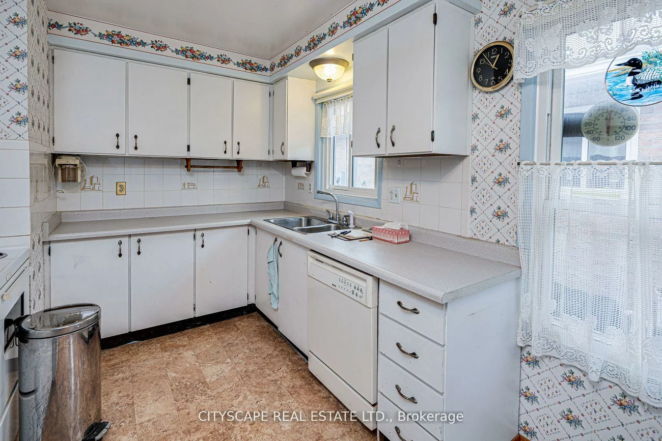 66, Vodden, Brampton West, Brampton