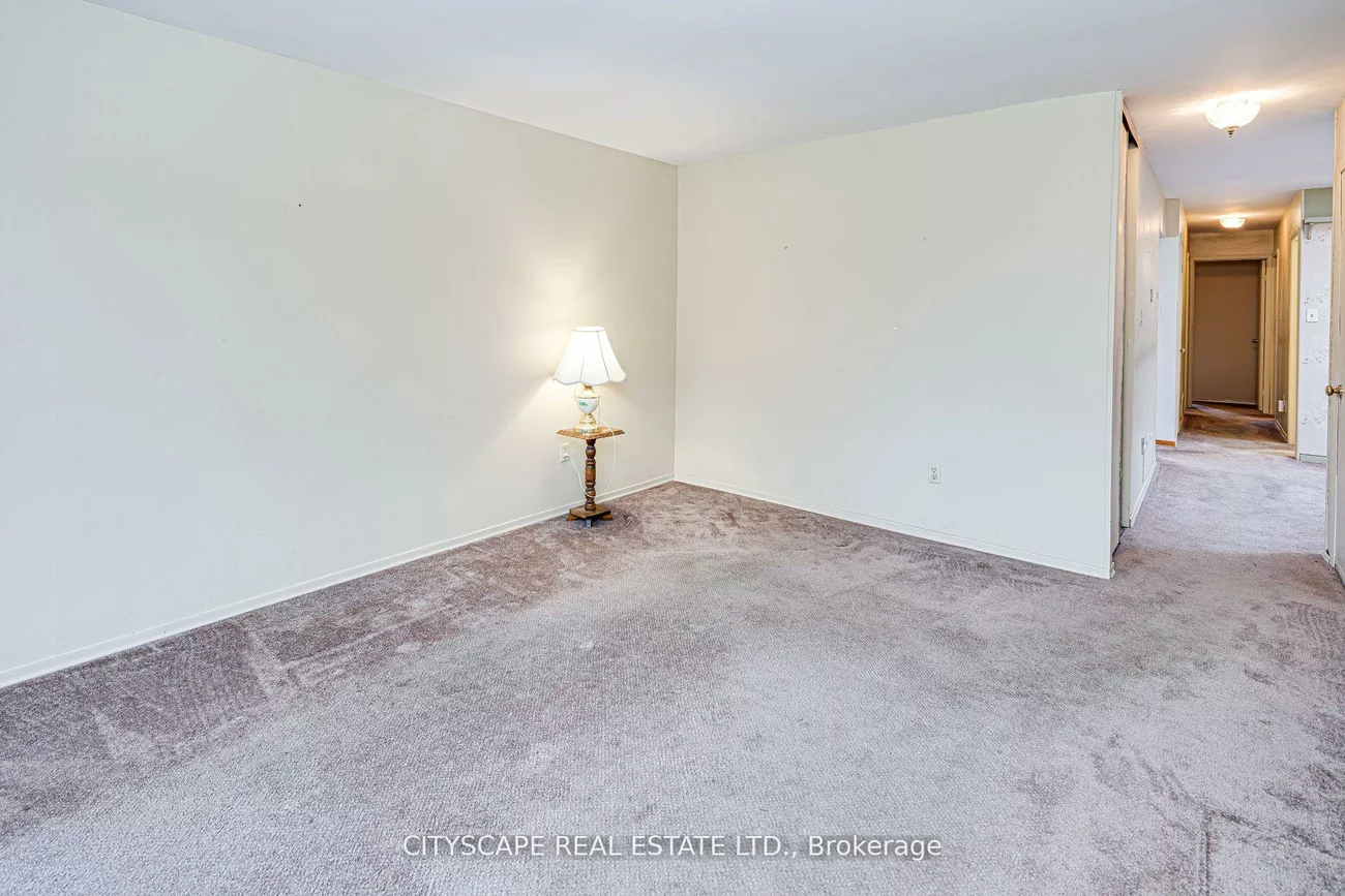 66, Vodden, Brampton West, Brampton