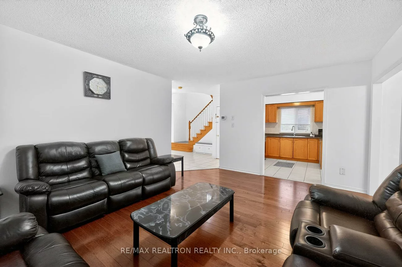 16, Pacific Wind, Sandringham-Wellington, Brampton
